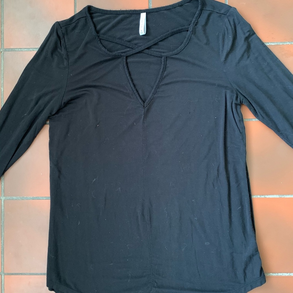 Z supply black tunic style shirt